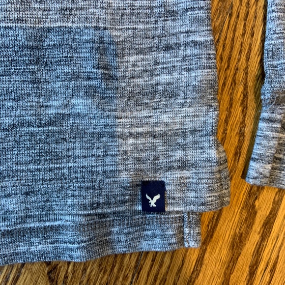 American Eagle long sleeve top - Picture 2 of 3